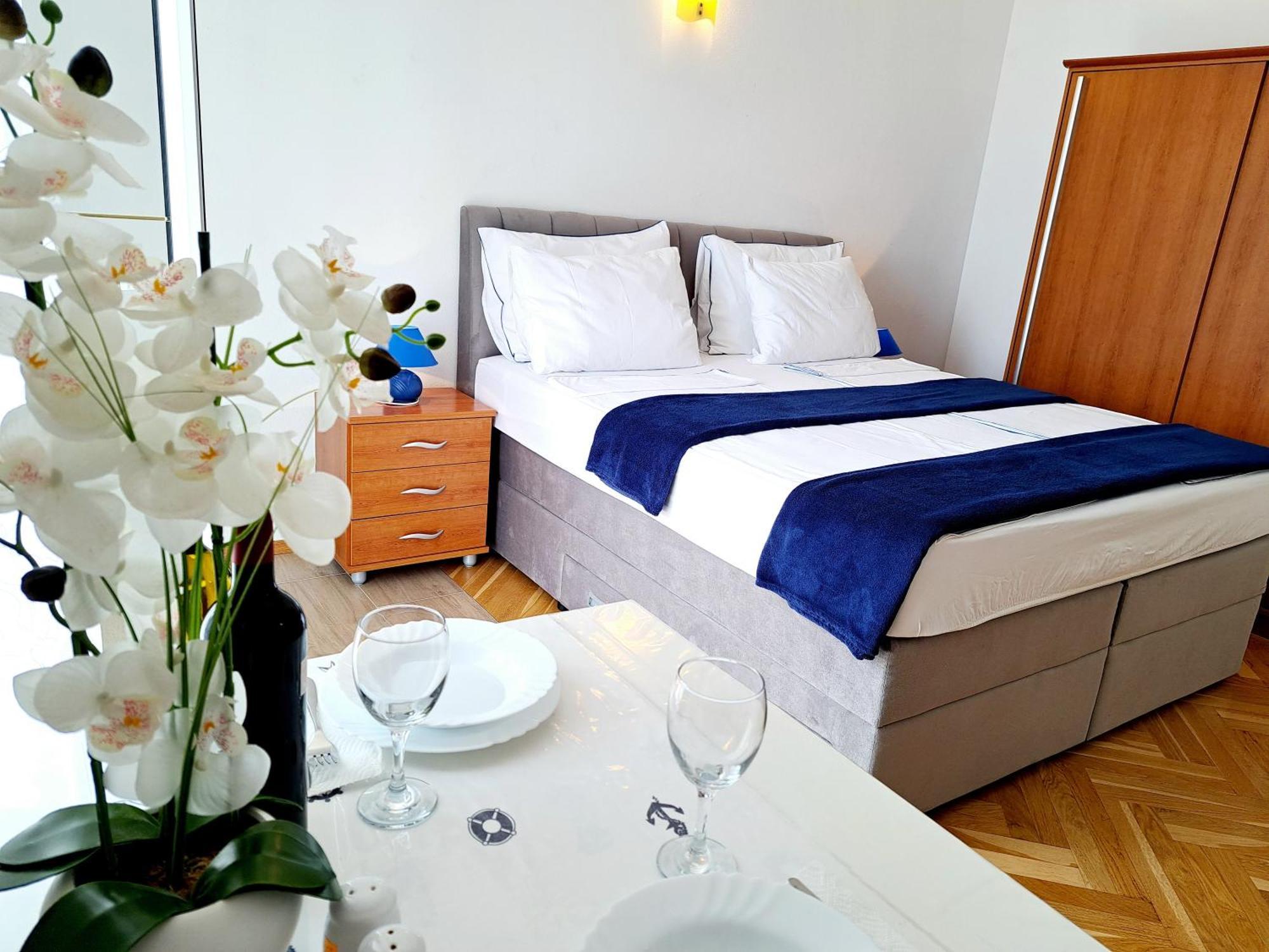 Studio Apartments Regina Bol Zewnętrze zdjęcie