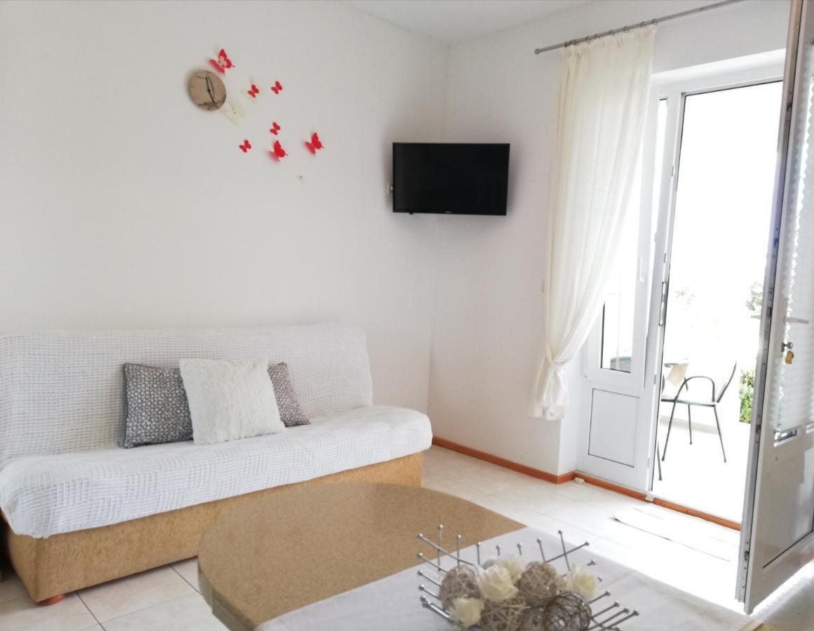Studio Apartments Regina Bol Zewnętrze zdjęcie