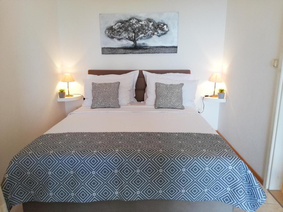 Studio Apartments Regina Bol Zewnętrze zdjęcie